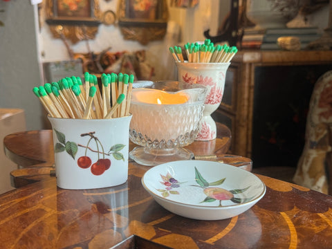 Vintage Fruit Motif’ 🍒🥭 🍑 English Bone China Plate & Matches / Toothpick / Cigarette Holder
