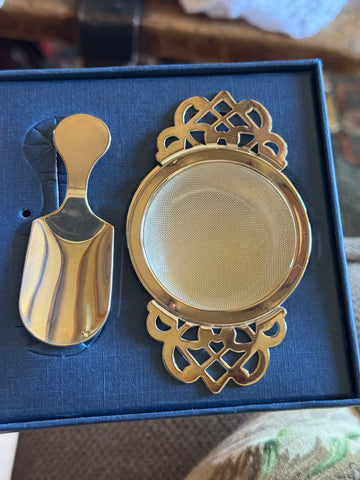Silver Plated Pierced Tea boxed set Strainer Scoop Strainer & Spoon