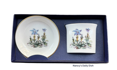Vintage English Worcester Yellow Daffodil & Blue Gentian Flowers Boxed Set Plate & Matches / Toothpick / Cigarette Holder