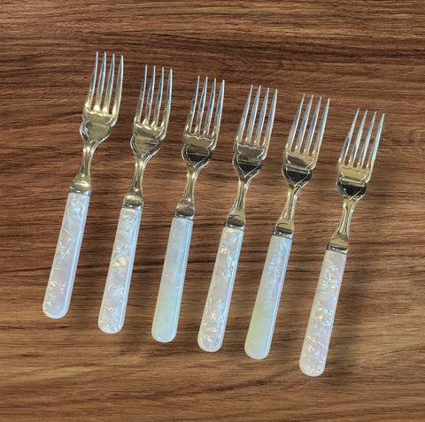 Vintage 6 Pc Dessert / Pastry Forks w/ Pearlized Mother of Pearl ? Handles