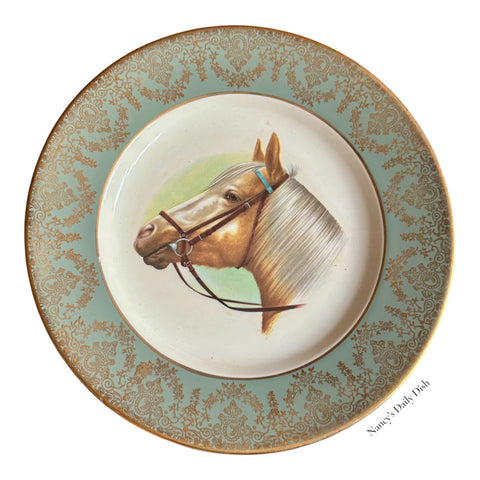 Vintage English Equestrian Horse Portrait Plate ”The Golden Hunter”