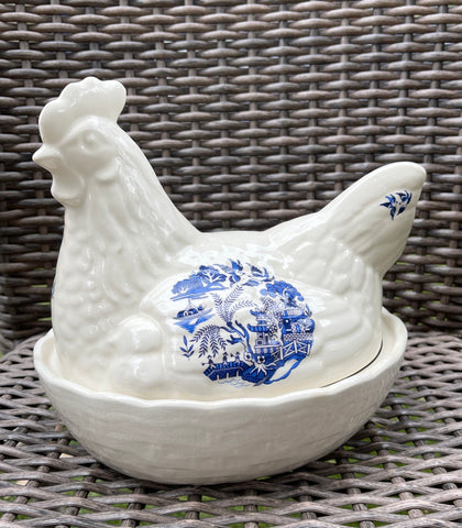 Vintage Blue Willow Chinoiserie Transferware English Nesting Hen Lidded Egg Basket Tureen